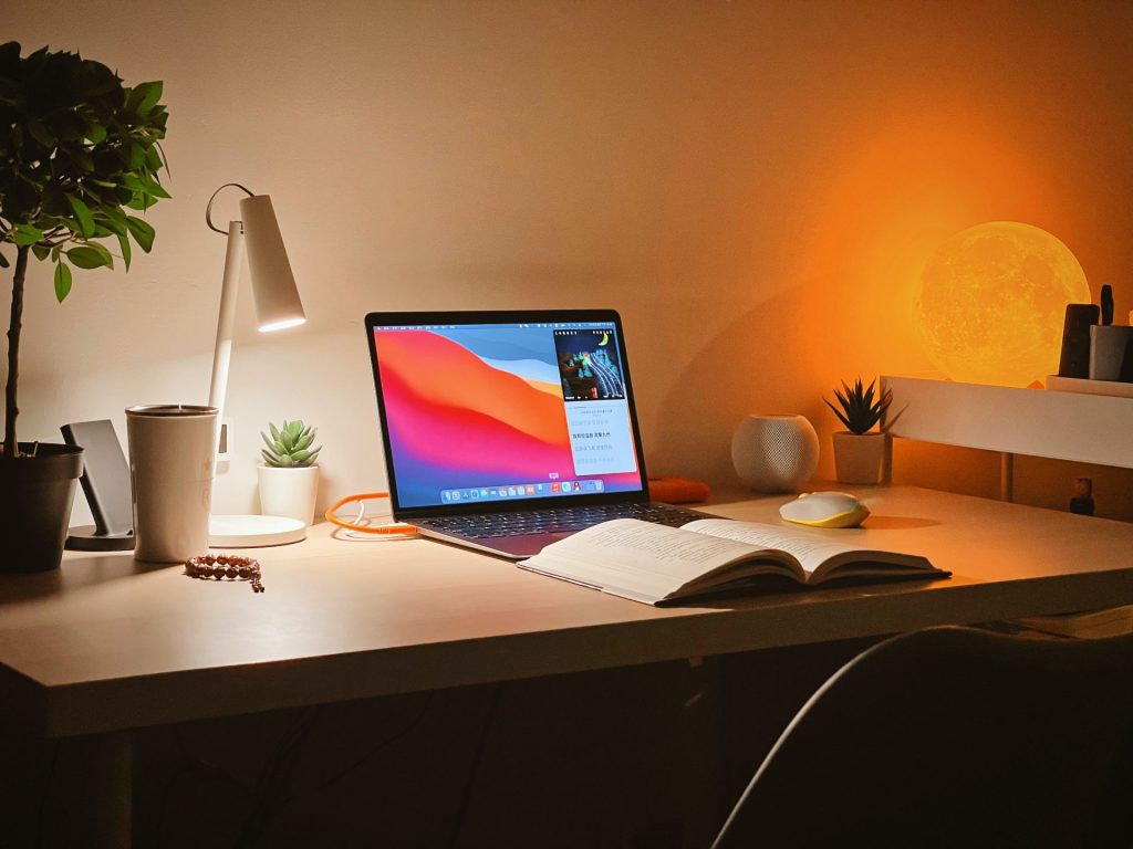 macbook pro on desk