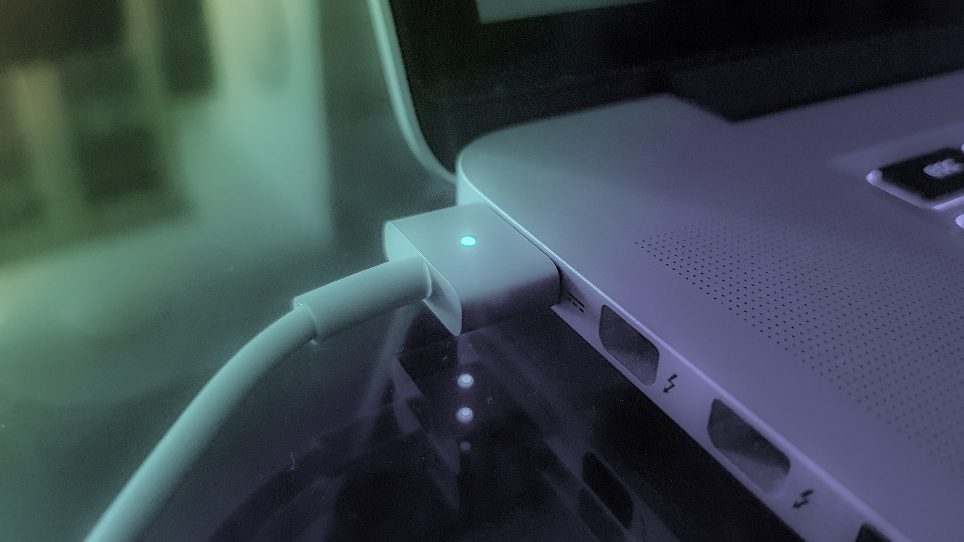 close up shot of mac charger