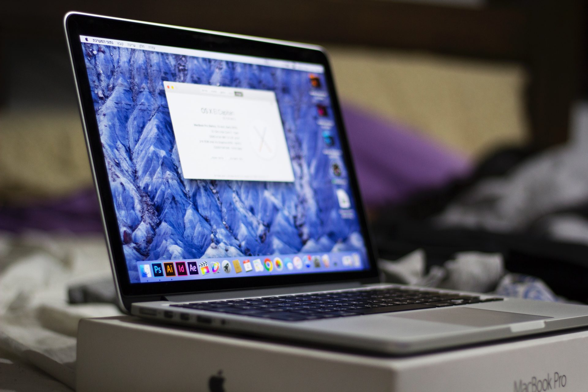 MacBook showing pop up window on screen